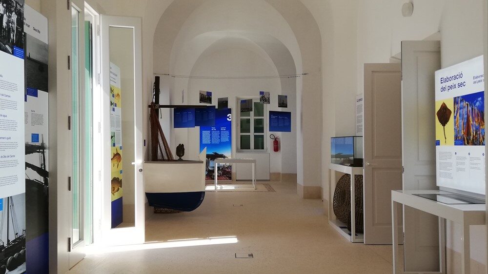 Formentera — Pantalla mural interactiva